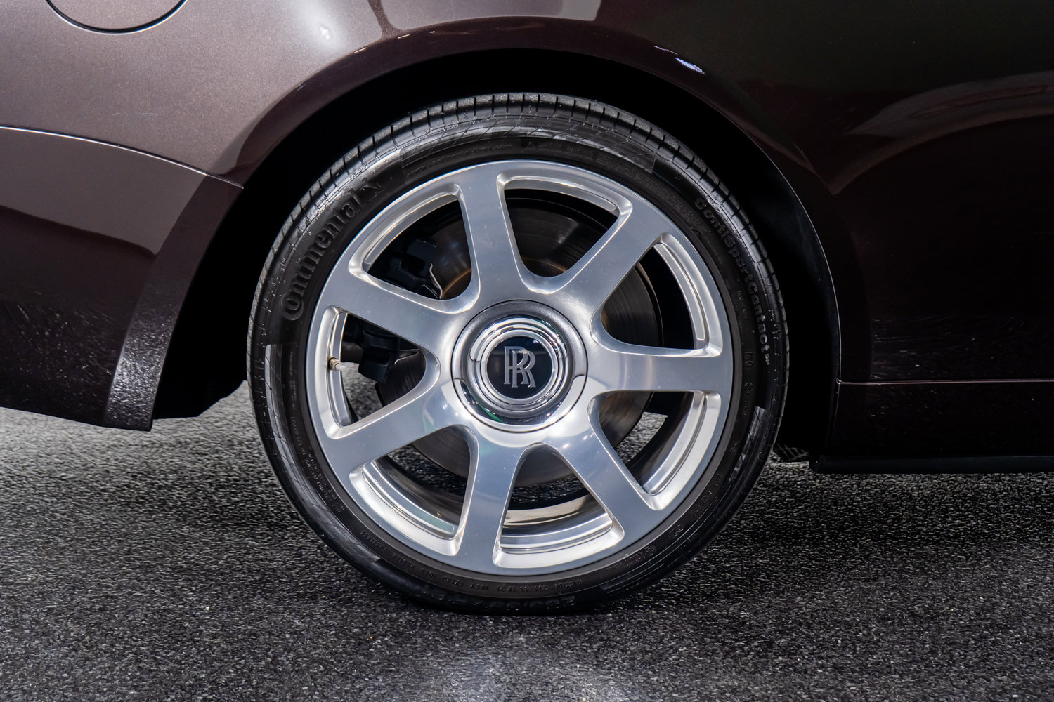 Used 2017 Rolls-Royce Dawn image 10