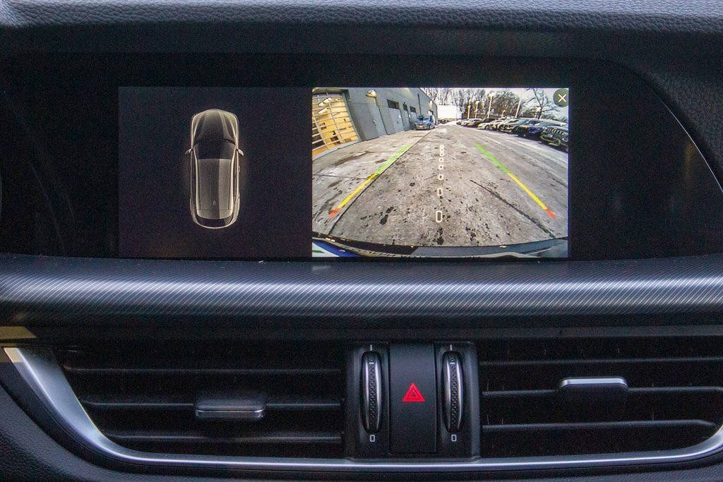 Used 2025 Alfa Romeo Stelvio Sprint w/ Veloce Package image 18