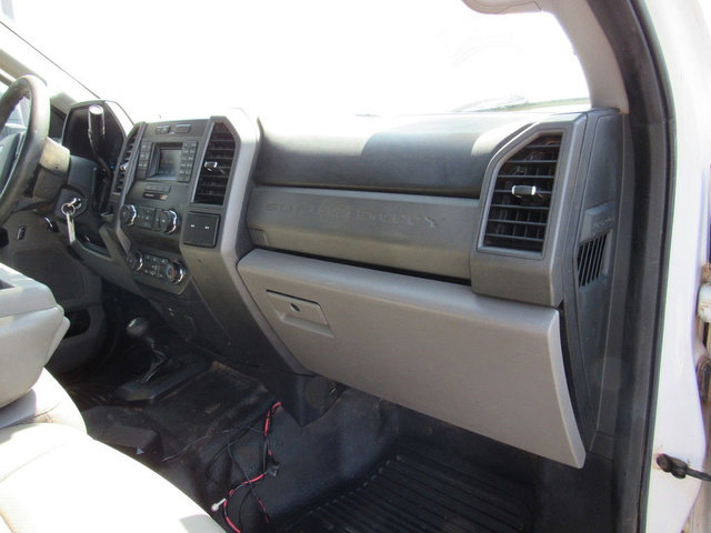 Used 2019 Ford F550 4x4 SuperCab Super Duty image 16