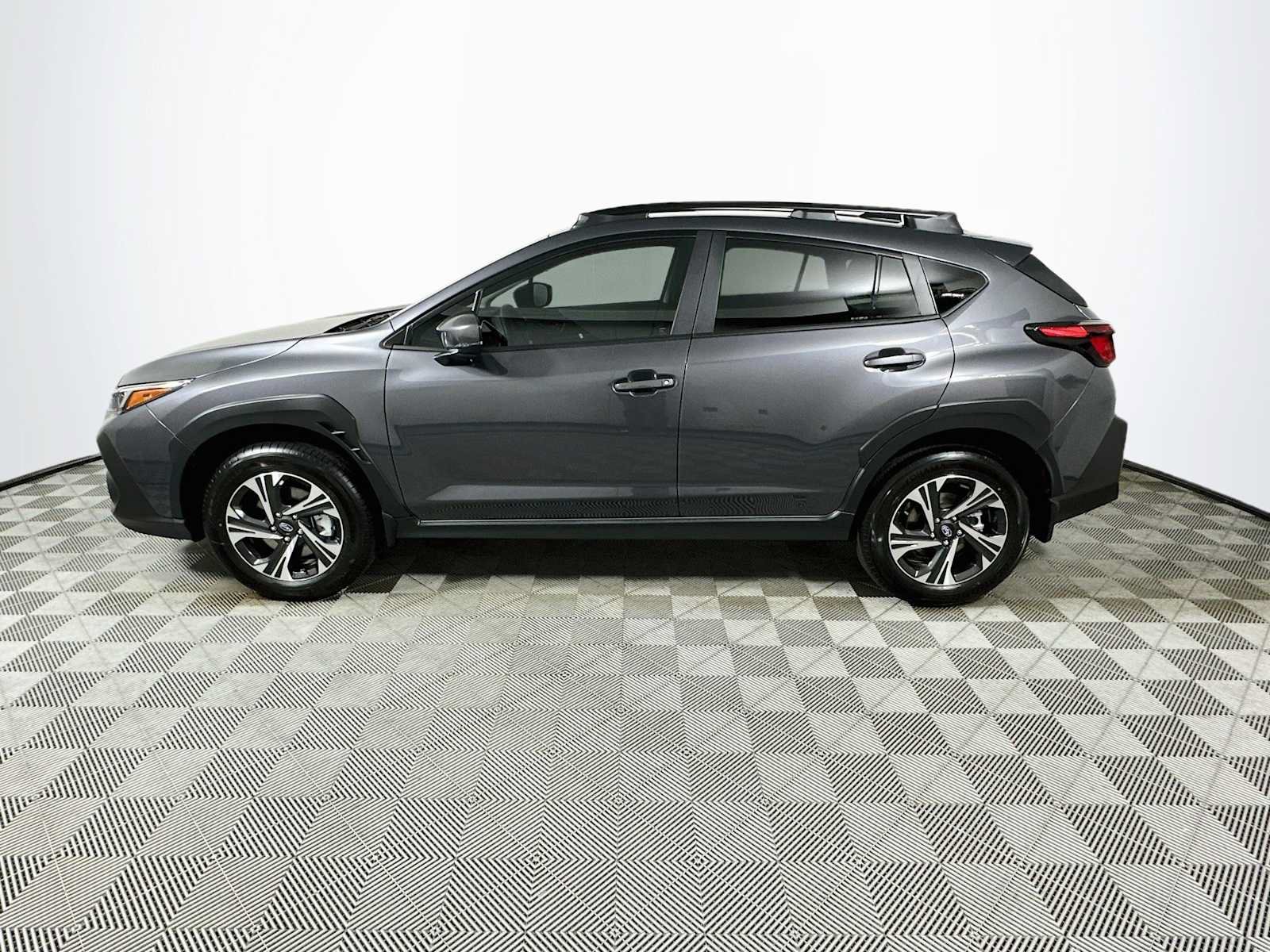 Certified 2026 Subaru Crosstrek 2.5i Premium AWD/4WD image 4