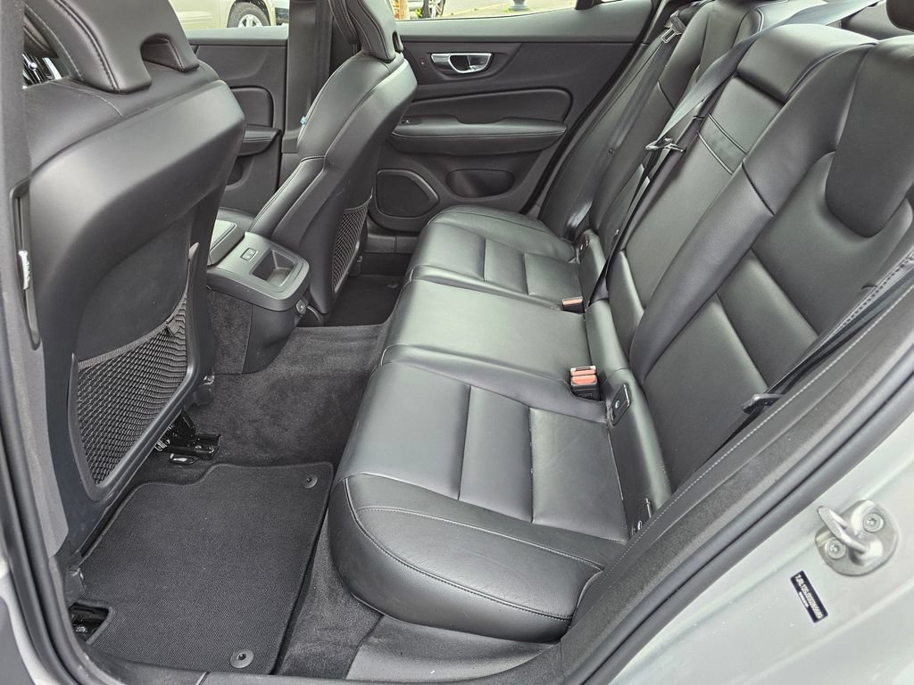Used 2025 Volvo S60 B5 Core AWD/4WD image 18