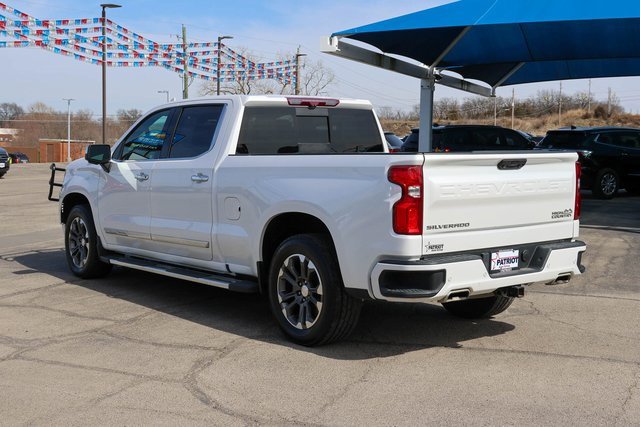 Used 2023 Chevrolet Silverado 1500 High Country w/ Technology Package image 5