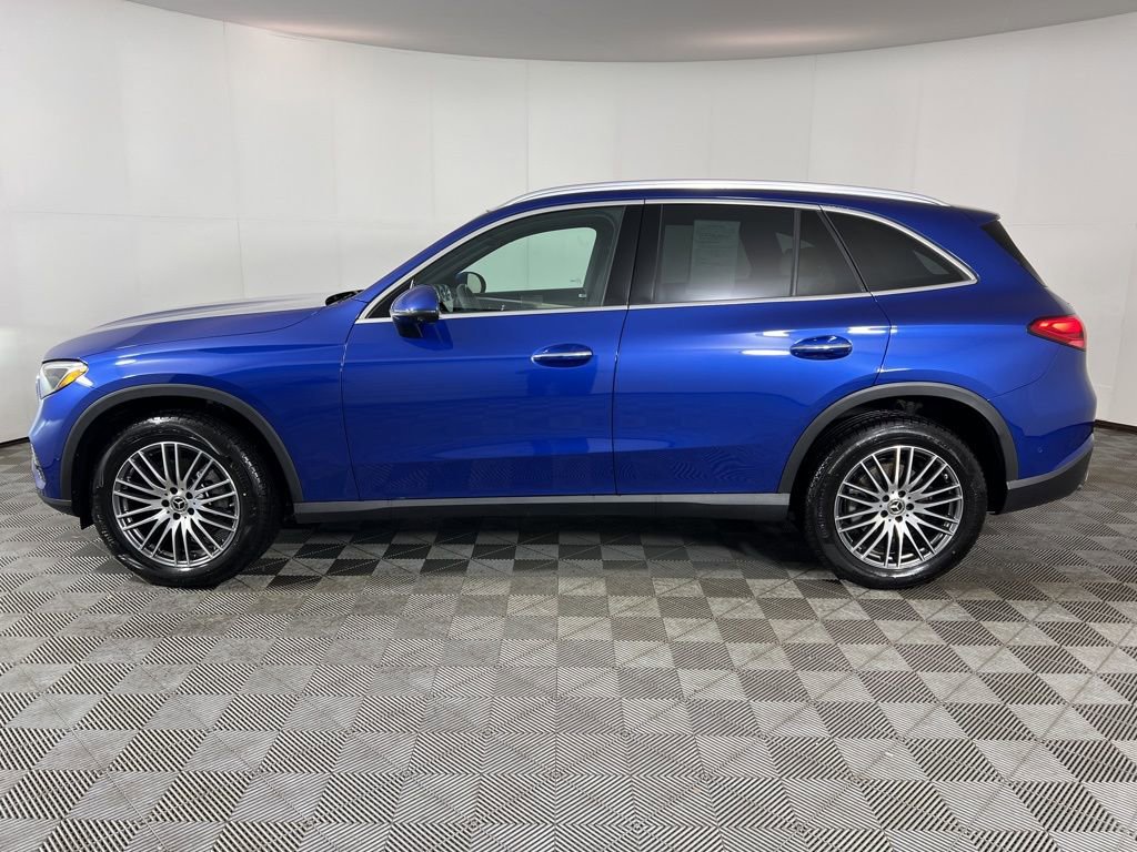 Certified 2025 Mercedes-Benz GLC 300 4MATIC image 25