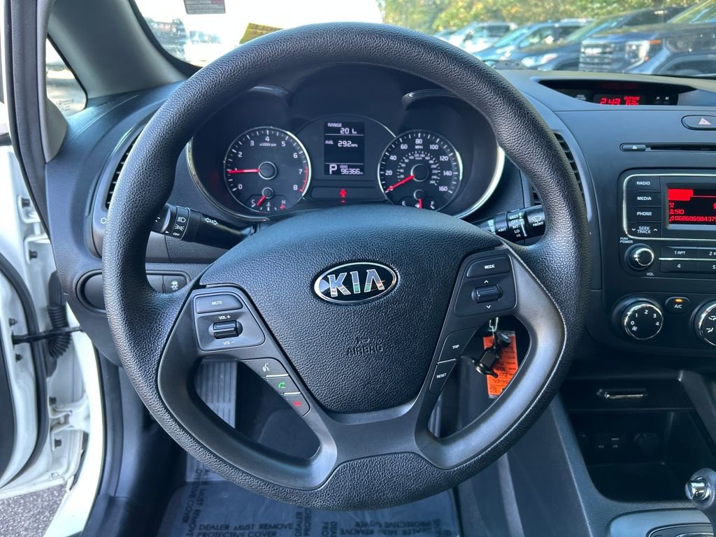 Used 2016 Kia Forte LX image 16