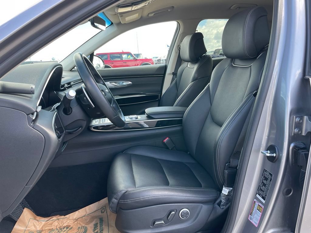 Used 2025 Genesis GV70 2.5T AWD/4WD image 7