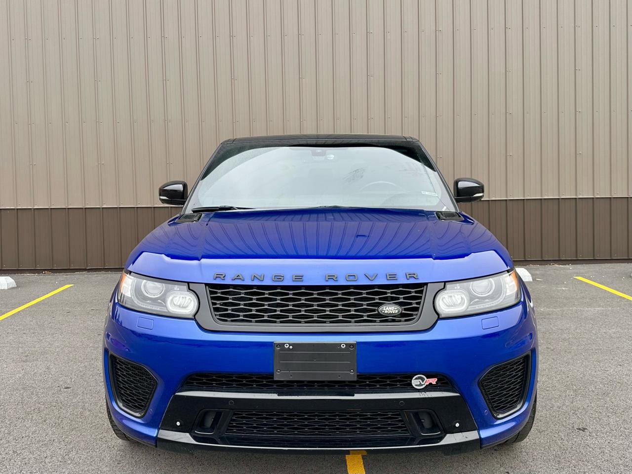 Used 2015 Land Rover Range Rover Sport SVR image 10