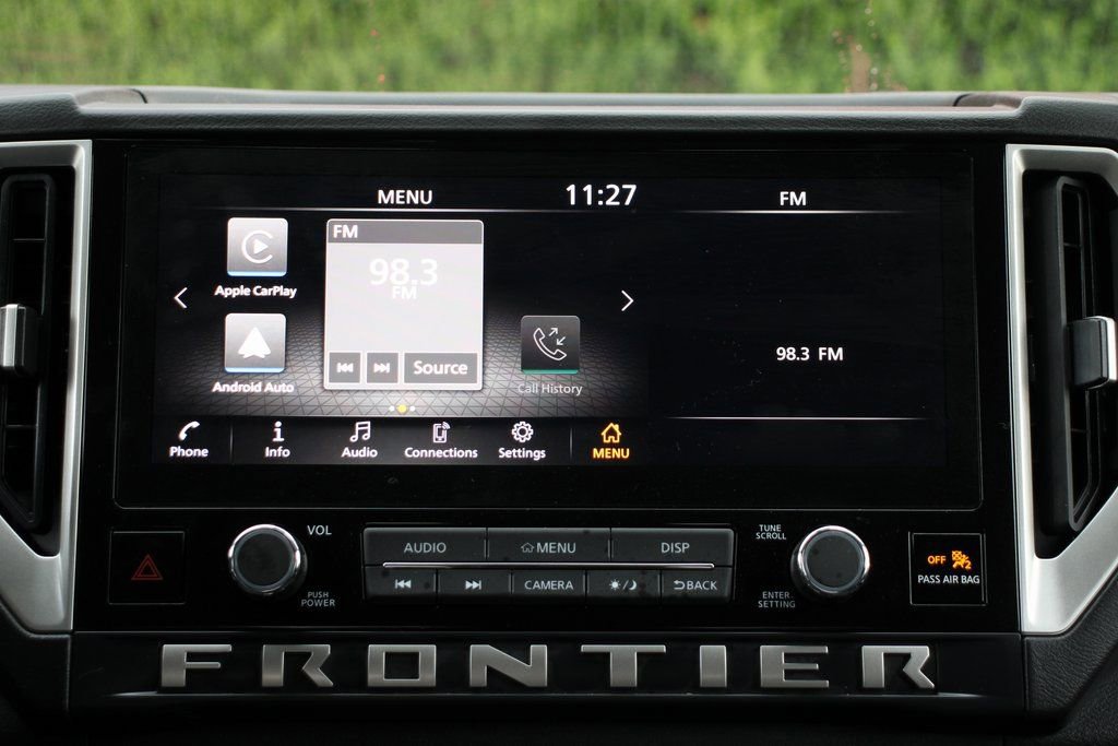 Used 2025 Nissan Frontier SV image 25