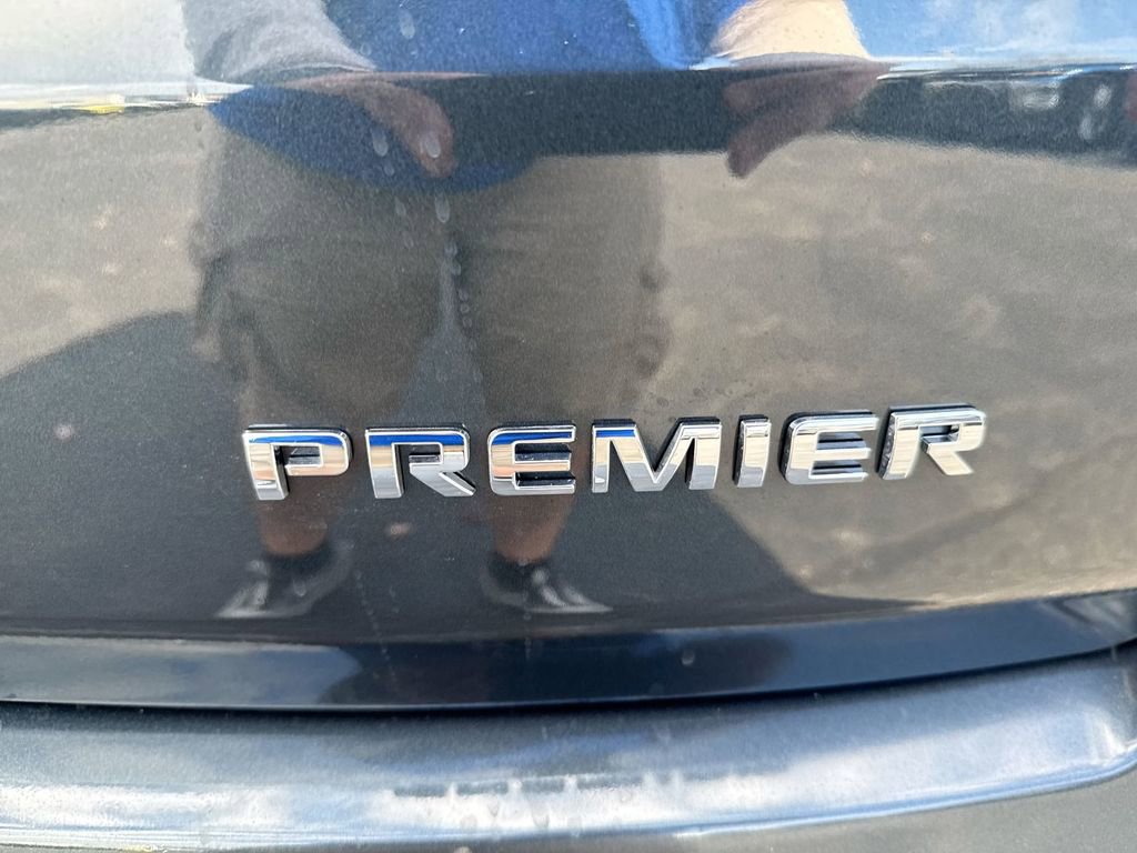 Used 2020 Chevrolet Traverse Premier image 27