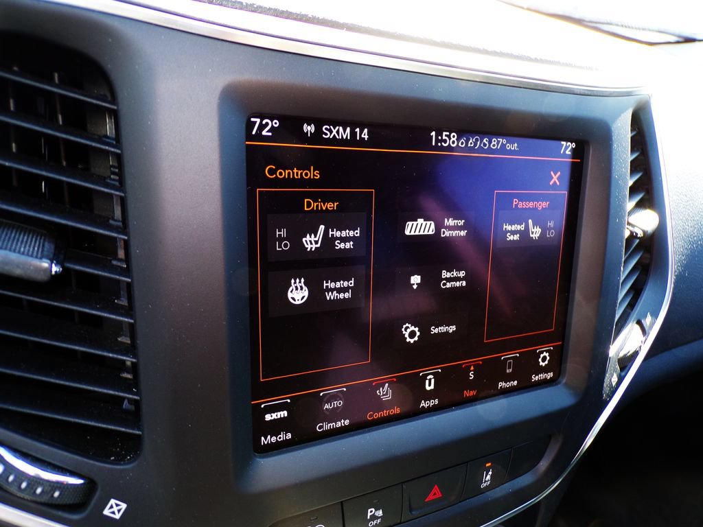 Certified 2023 Jeep Cherokee Altitude Lux AWD/4WD image 23