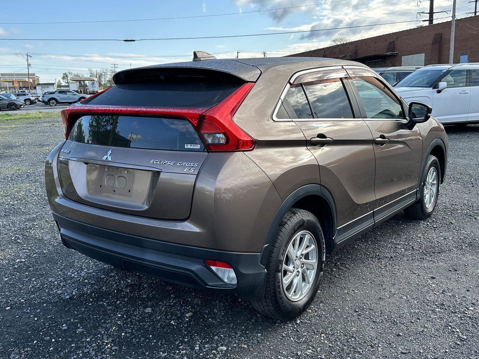 Used 2018 Mitsubishi Eclipse Cross ES image 8