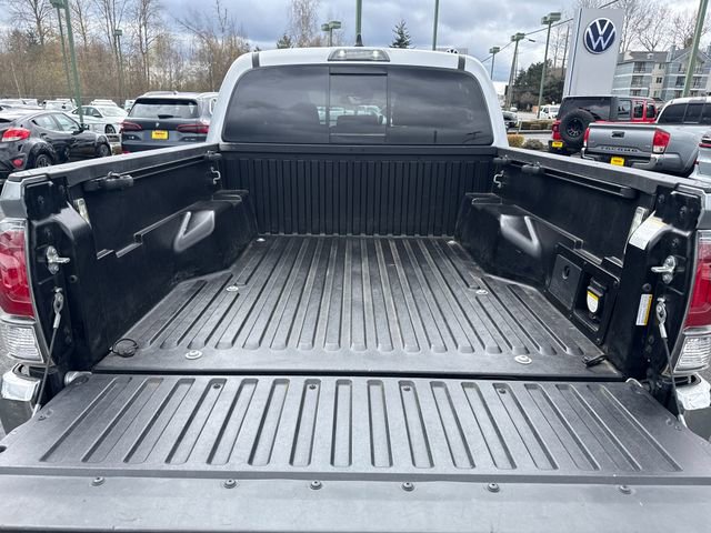 Used 2023 Toyota Tacoma TRD Off-Road image 17