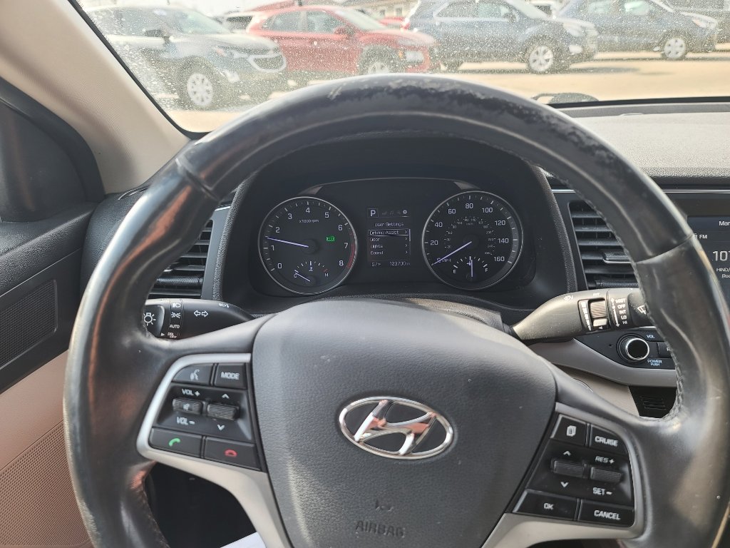 Used 2017 Hyundai Elantra Value Edition image 8