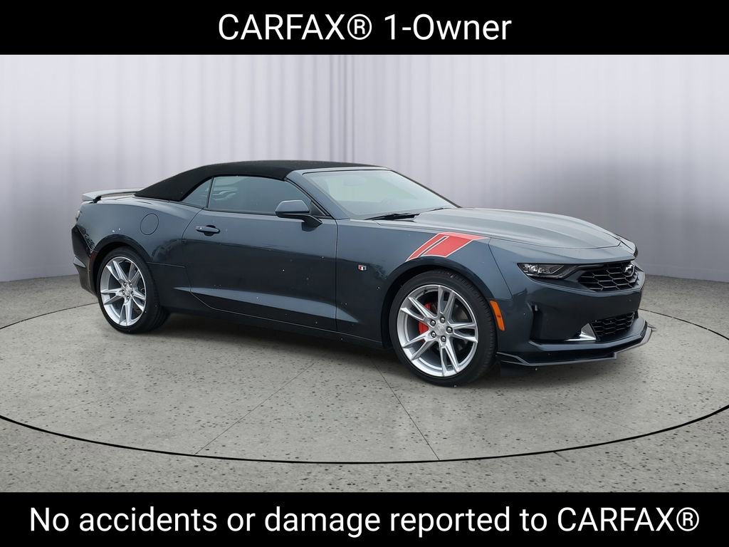 Certified 2020 Chevrolet Camaro LT w/ RS Package image 2