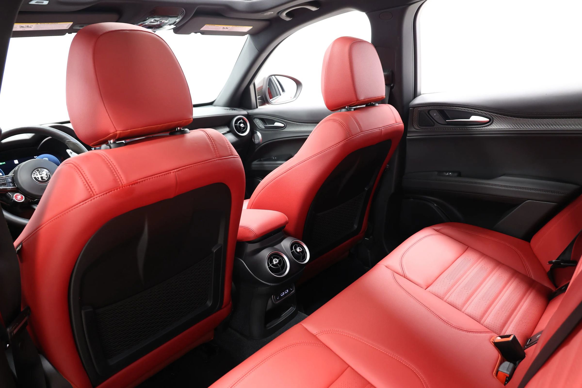 Used 2024 Alfa Romeo Stelvio Quadrifoglio image 52