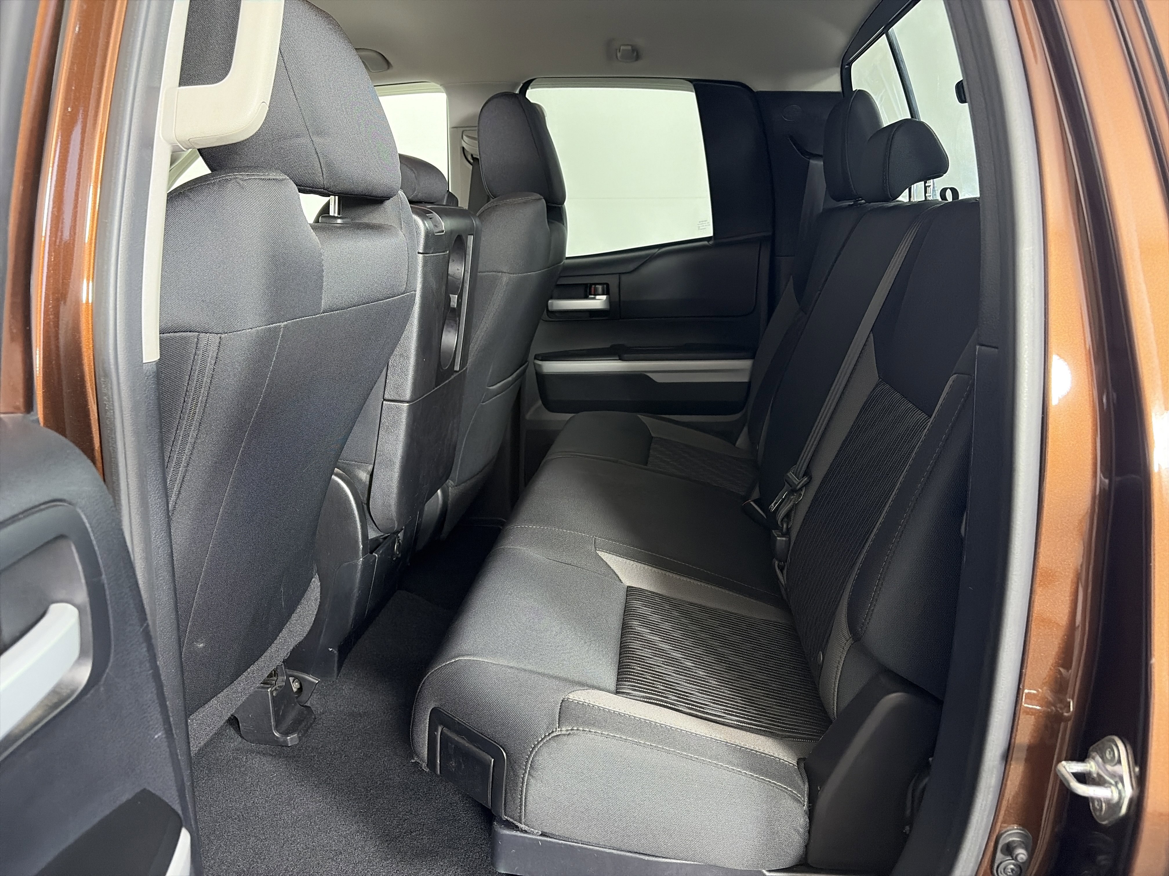 Used 2017 Toyota Tundra SR5 image 7