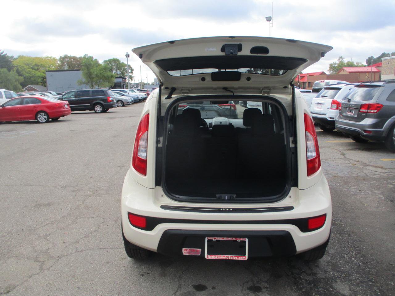 Used 2013 Kia Soul + image 7