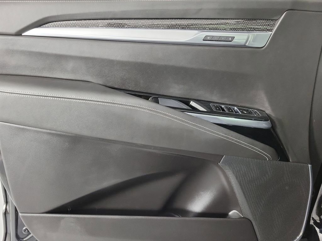 Certified 2025 Cadillac Escalade V w/ LPO, Floor Liner Package image 20