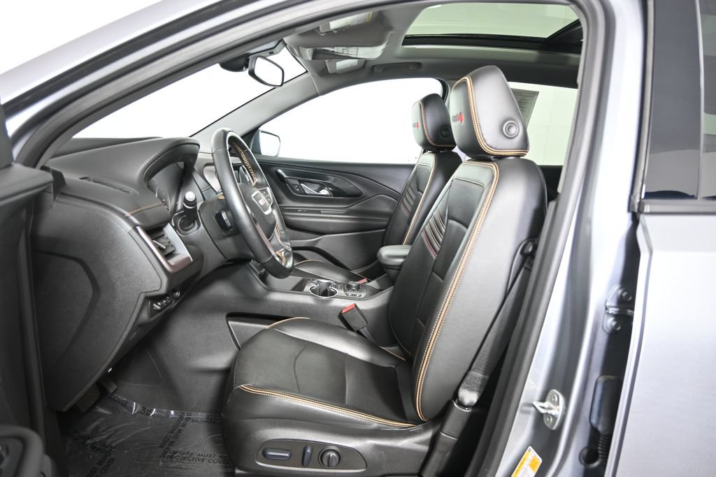 Used 2023 GMC Terrain AT4 w/ Tech Package AWD/4WD image 21