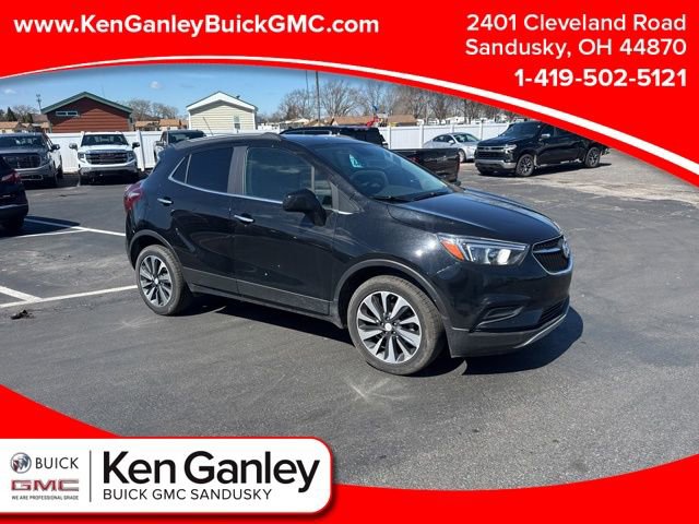 Used 2021 Buick Encore Preferred FWD image 1