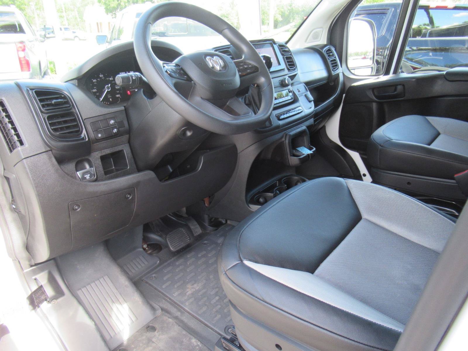 Used 2026 RAM ProMaster 2500 w/ Convenience Group FWD image 26
