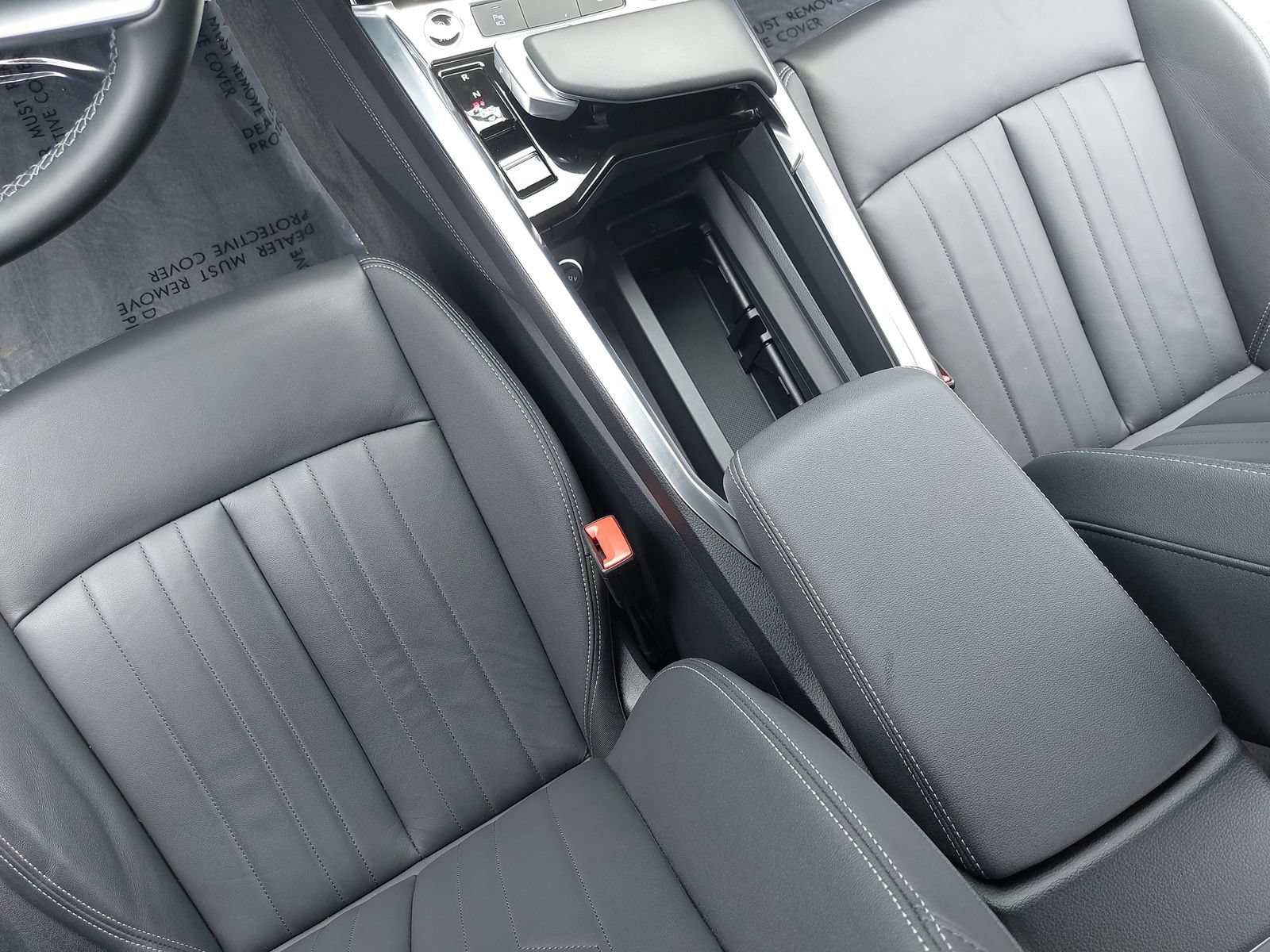 Used 2024 Audi Q8 e-tron Premium AWD/4WD image 28