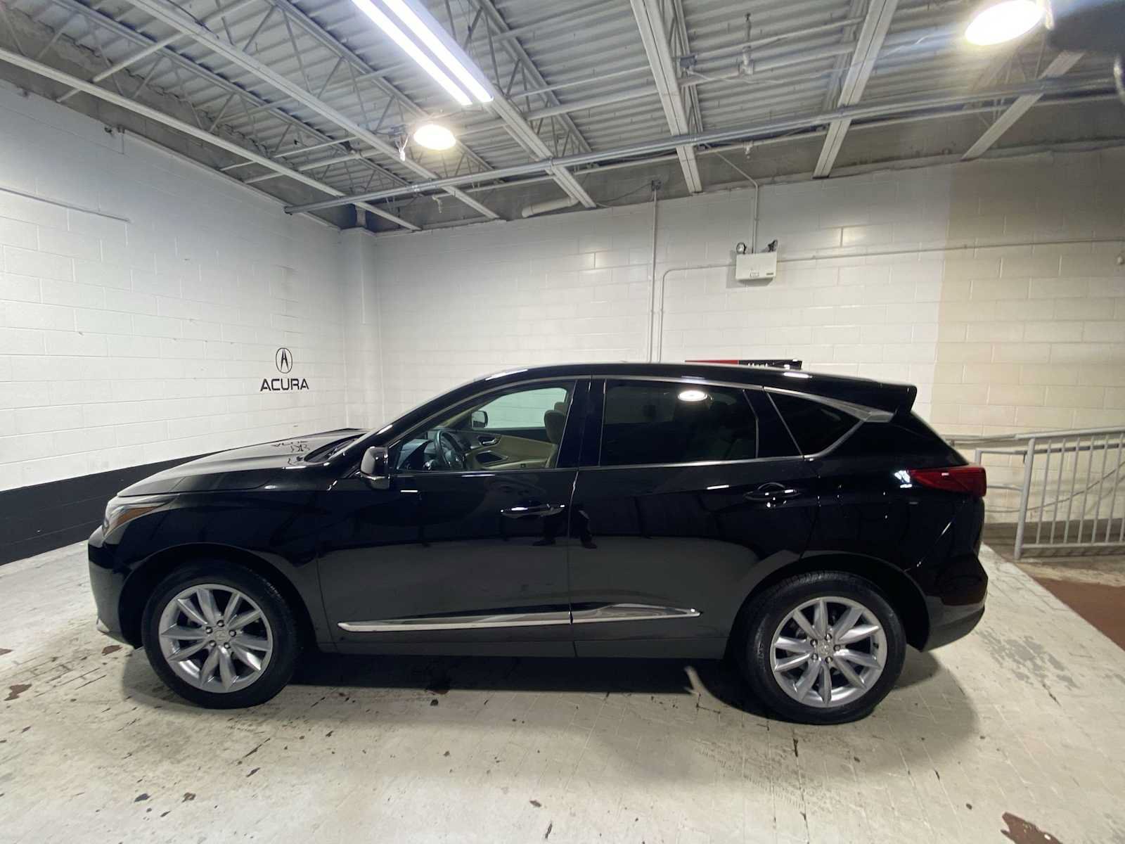 Used 2023 Acura RDX AWD image 3