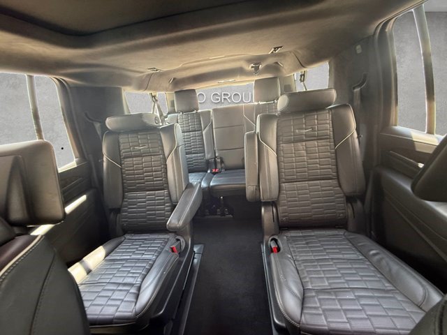 Certified 2024 Cadillac Escalade ESV Sport Platinum w/ LPO, ONYX Package AWD/4WD image 24