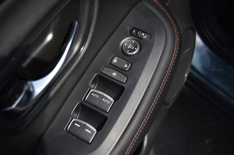 New 2026 Honda HR-V Sport image 8