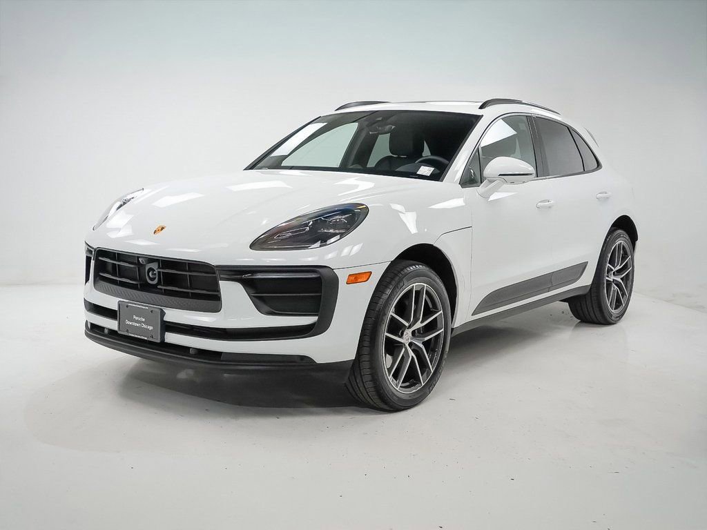 Used 2025 Porsche Macan AWD/4WD image 1