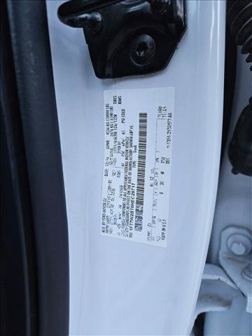 Used 2017 Ford F250 Lariat w/ Lariat Value Package AWD/4WD image 20