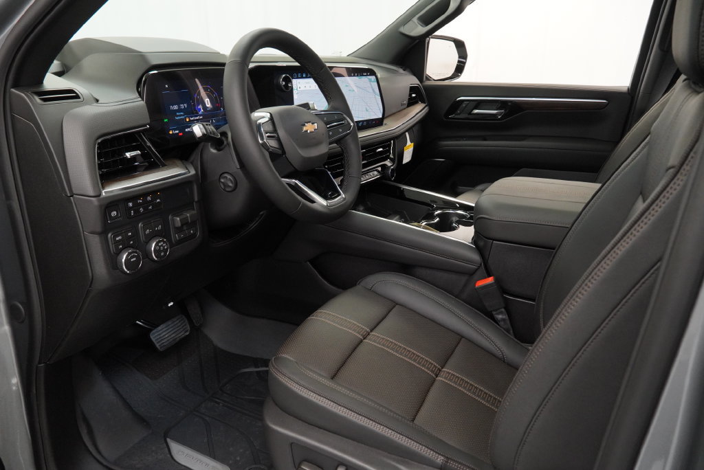 New 2026 Chevrolet Suburban High Country w/ Sun And Tow Package AWD/4WD image 10