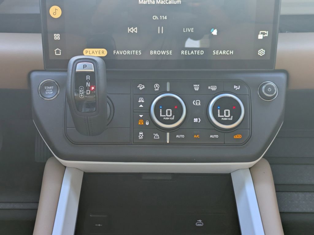 New 2026 Land Rover Defender 110 X-Dynamic SE AWD/4WD image 20
