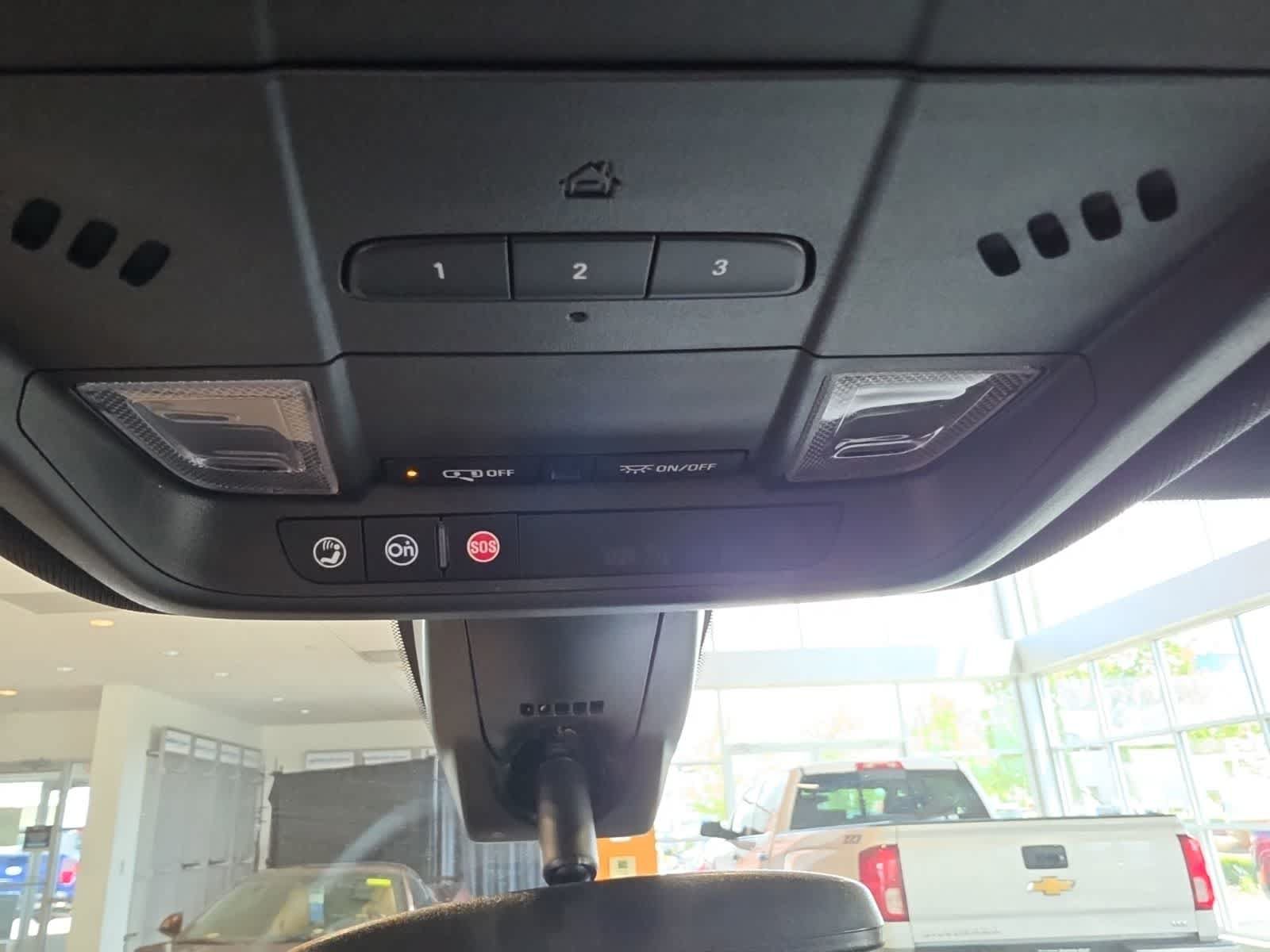 Used 2025 Chevrolet Blazer RS FWD image 27