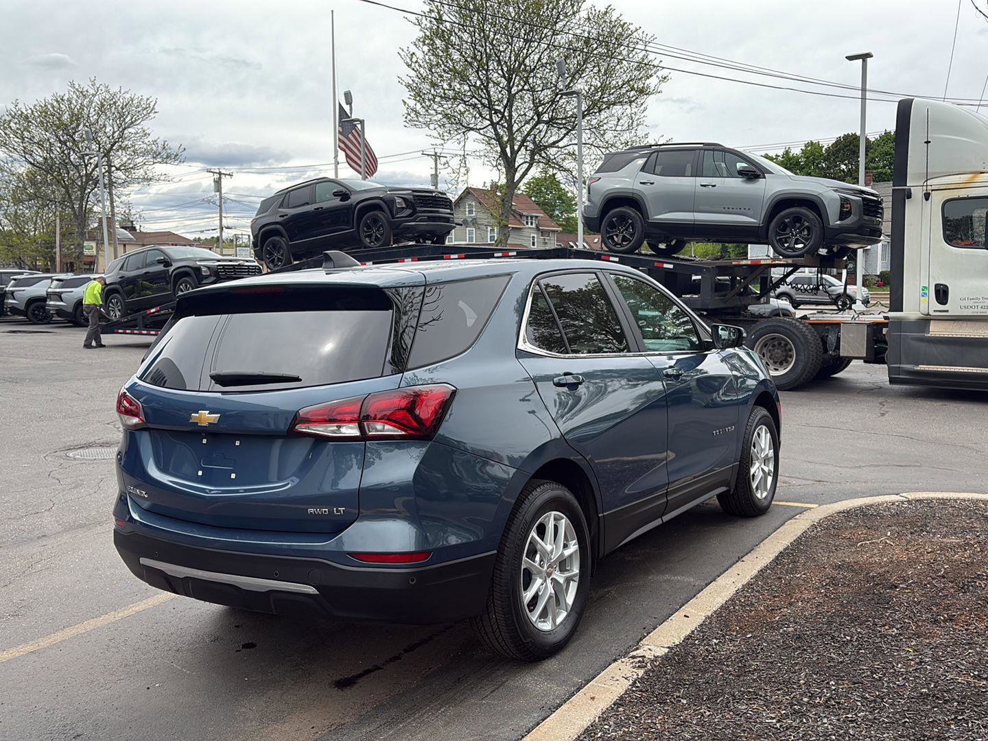 Used 2024 Chevrolet Equinox LT AWD/4WD image 5
