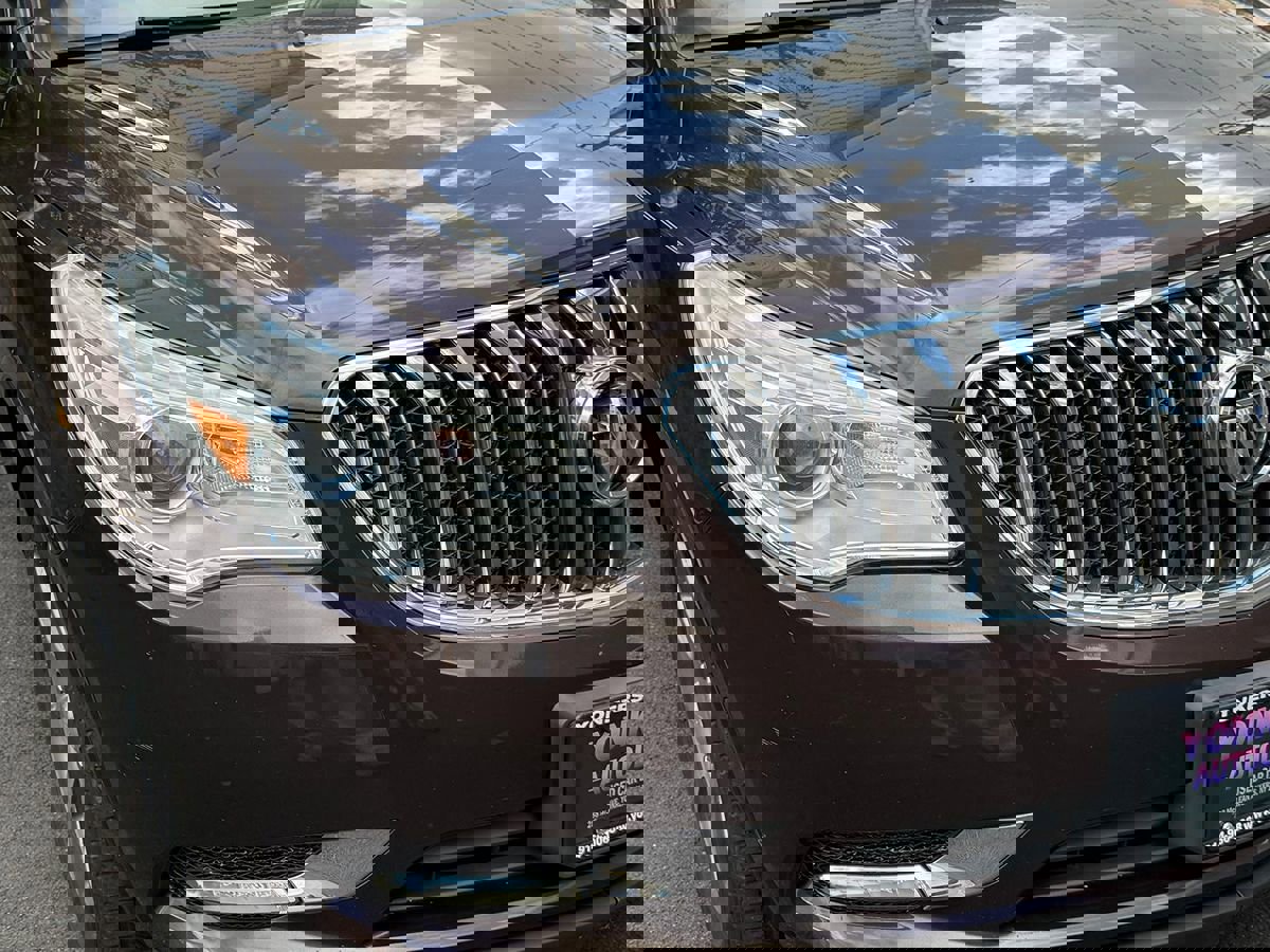 Used 2017 Buick Enclave Leather image 9