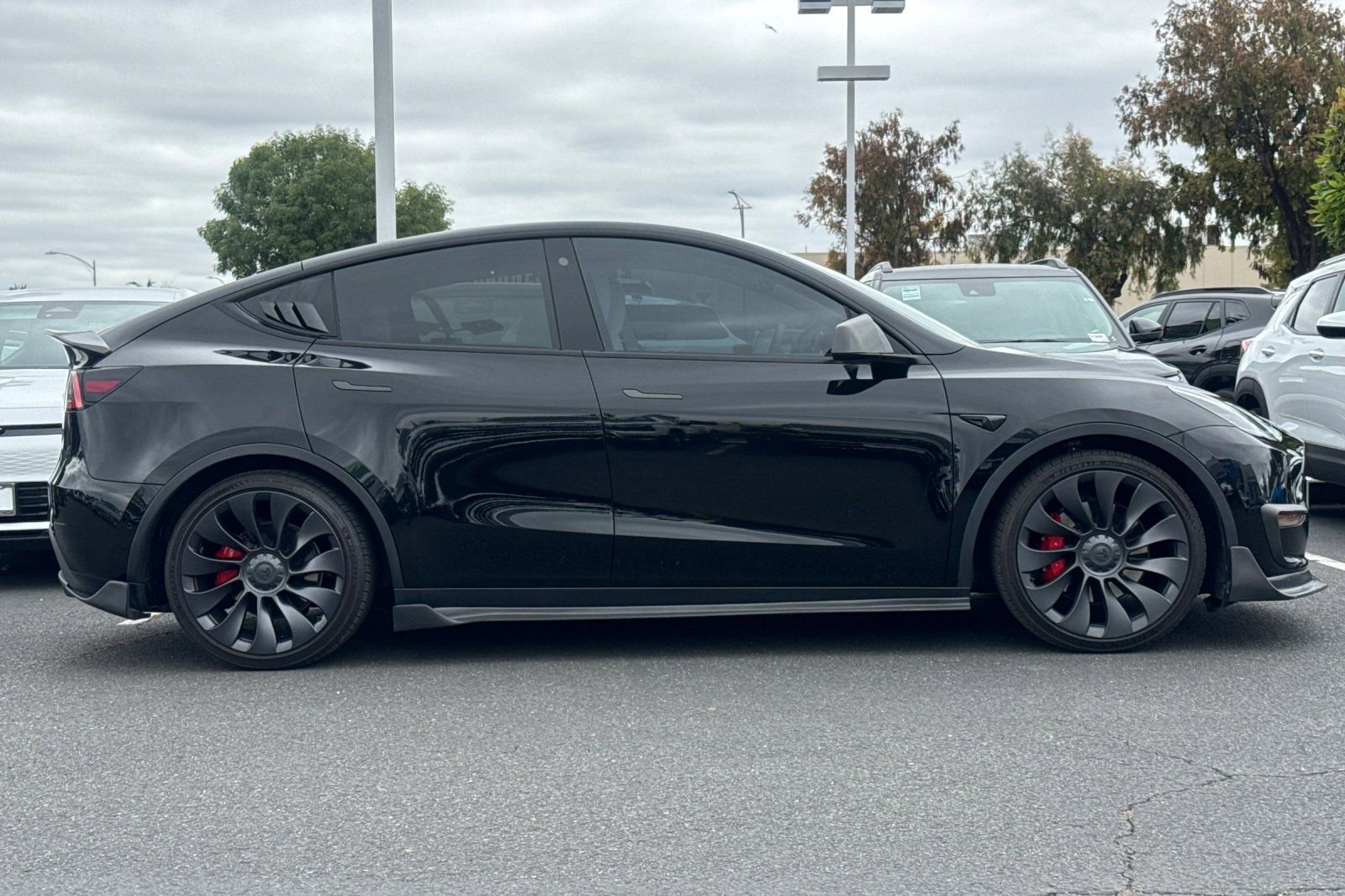 Used 2021 Tesla Model Y Performance AWD/4WD image 4