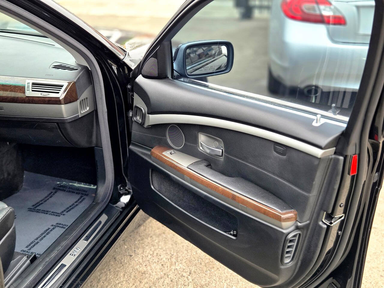 Used 2005 BMW 745Li RWD image 14