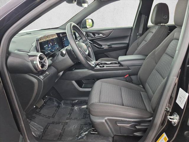 Used 2026 Chevrolet Equinox LT AWD/4WD image 16
