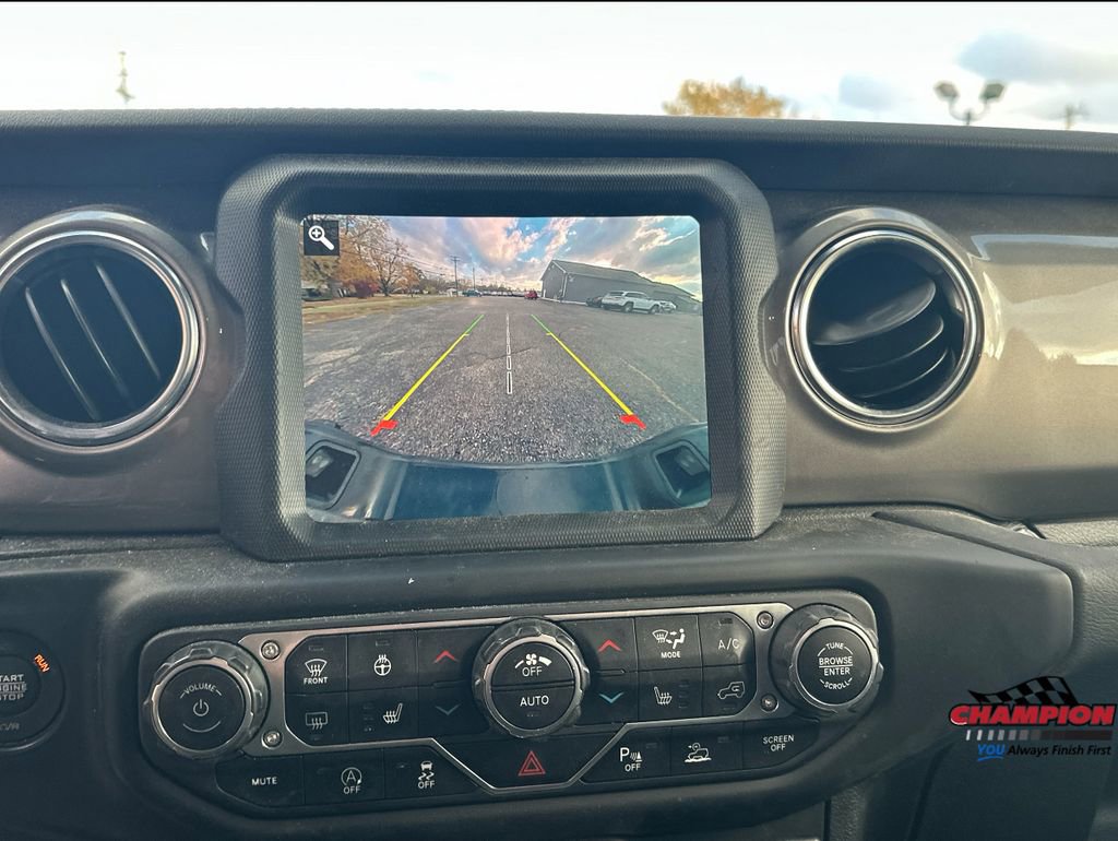 Used 2021 Jeep Gladiator Overland image 21