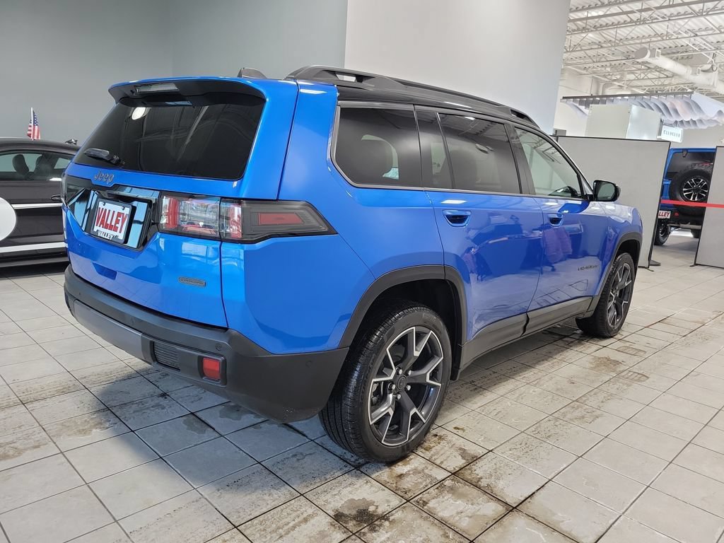 New 2026 Jeep Cherokee Overland w/ Trailer Tow Group AWD/4WD image 7