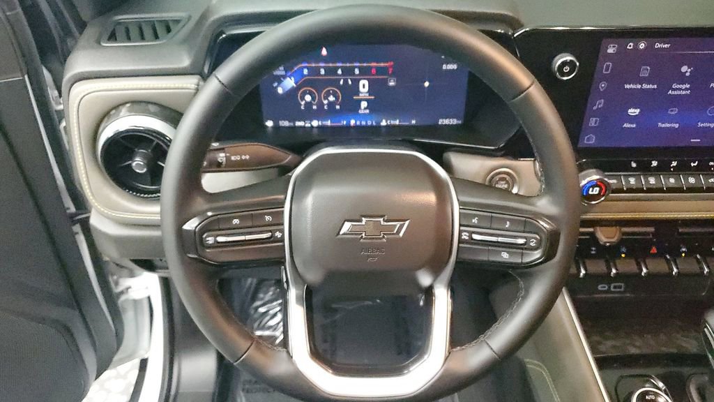 Used 2024 Chevrolet Colorado ZR2 w/ Safety Package AWD/4WD image 29