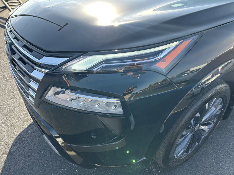 New 2026 Nissan Rogue Platinum w/ Platinum Premium Package image 18