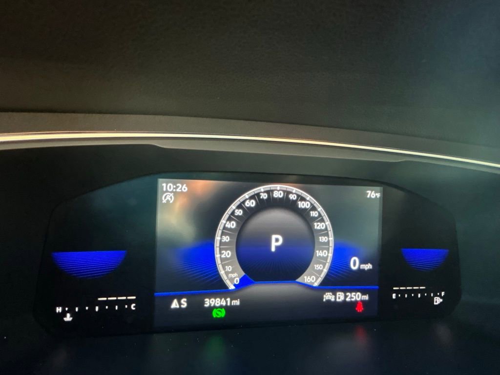 Used 2022 Volkswagen Tiguan SE image 25