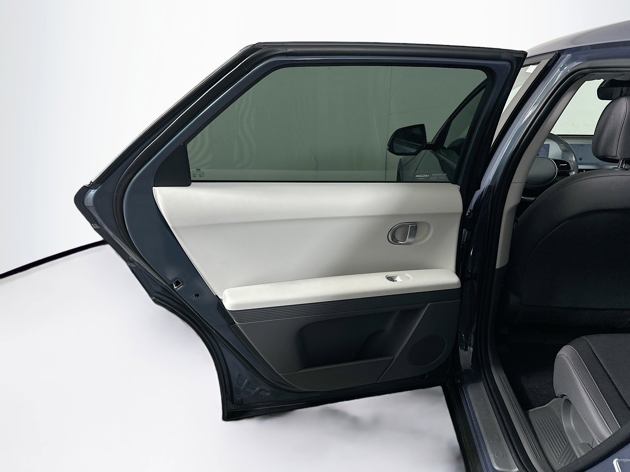 Used 2024 Hyundai Ioniq 5 SEL RWD image 27