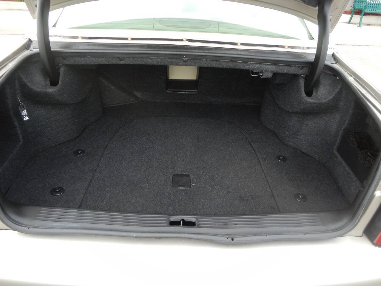 Used 2002 Cadillac De Ville FWD image 43