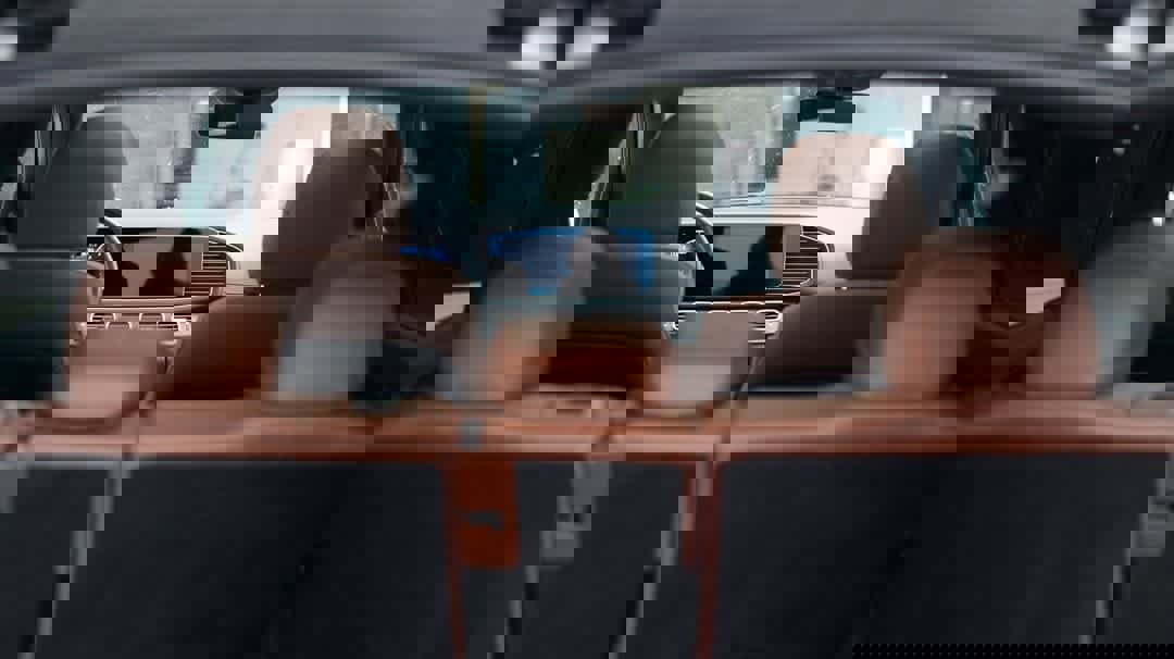 Used 2024 Mercedes-Benz GLE 350 4MATIC w/ Driver Assistance Package image 30