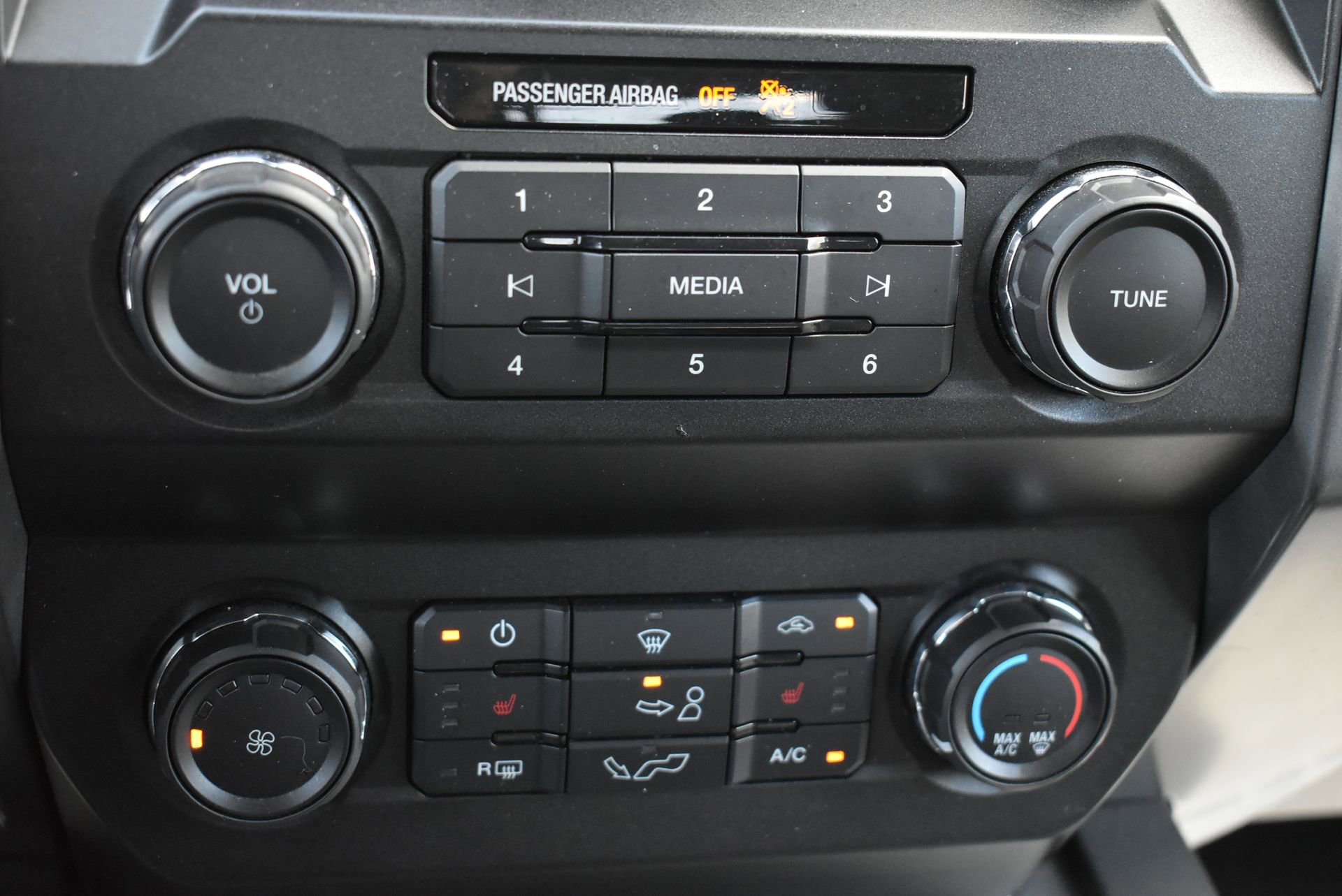 Certified 2019 Ford F150 XLT w/ Equipment Group 302A Luxury image 29