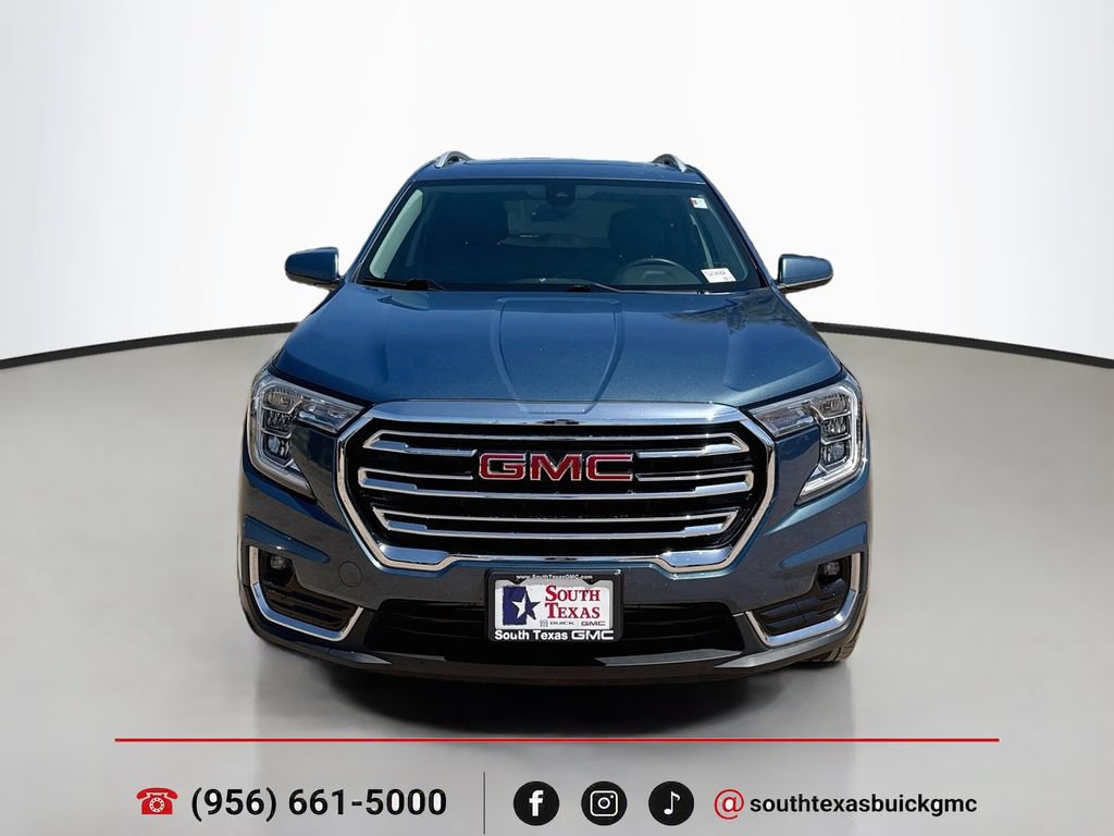 Used 2024 GMC Terrain SLT FWD image 2