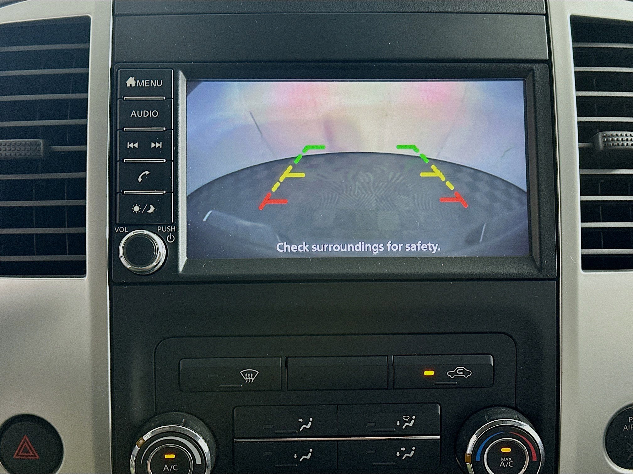 Used 2019 Nissan Frontier SV image 21