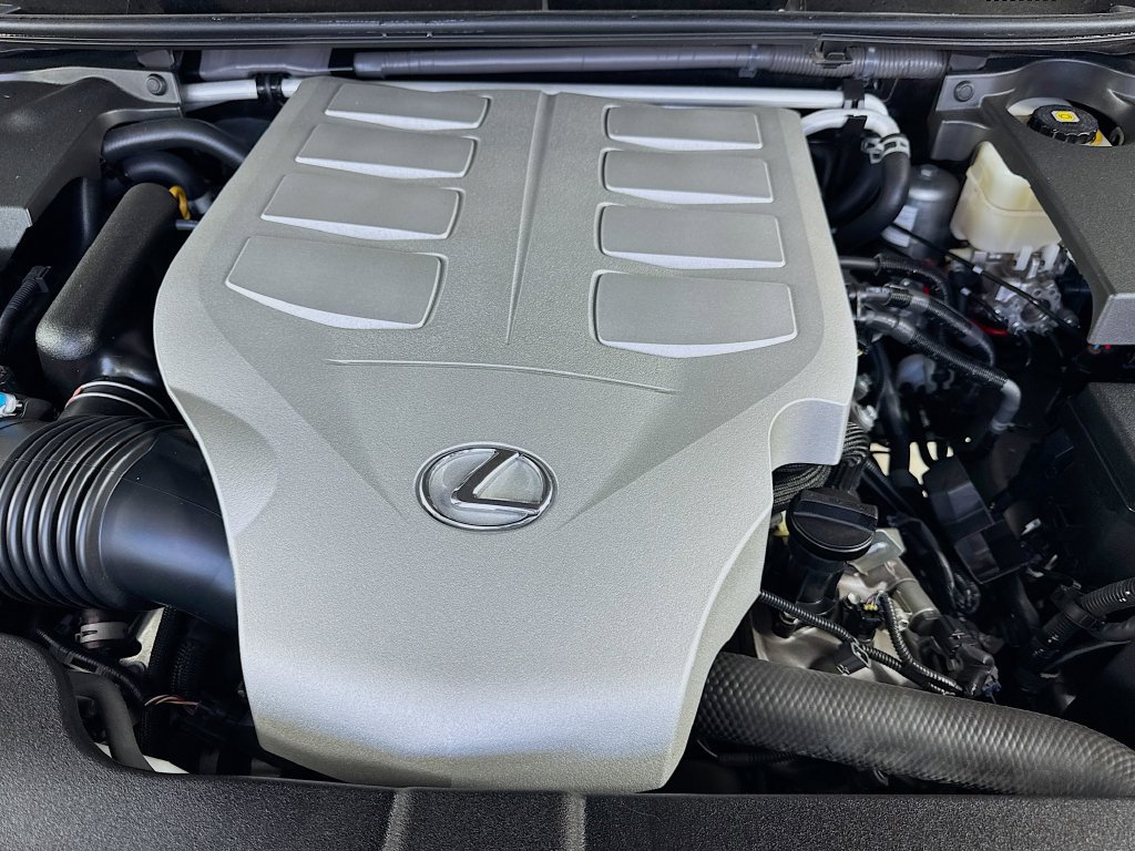 Used 2020 Lexus GX 460 Luxury w/ Accessory Package AWD/4WD image 39